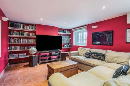 68750_Crofton-Cottage-Bath-Road  (15).jpg