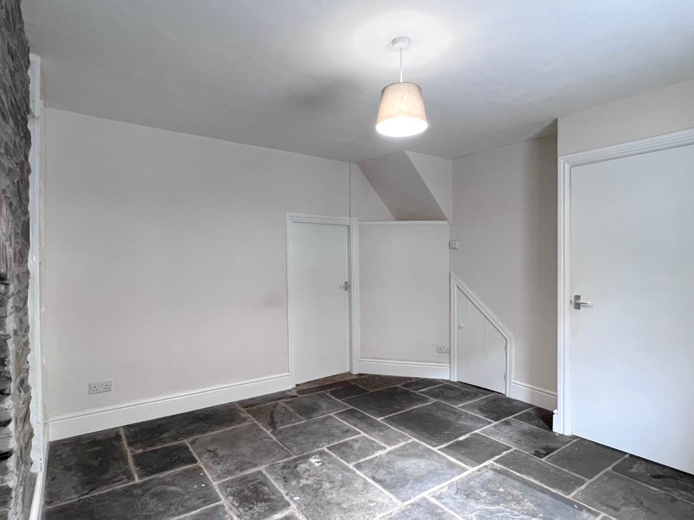 3 bedroom Terraced House for sale in Llangammarch Wells