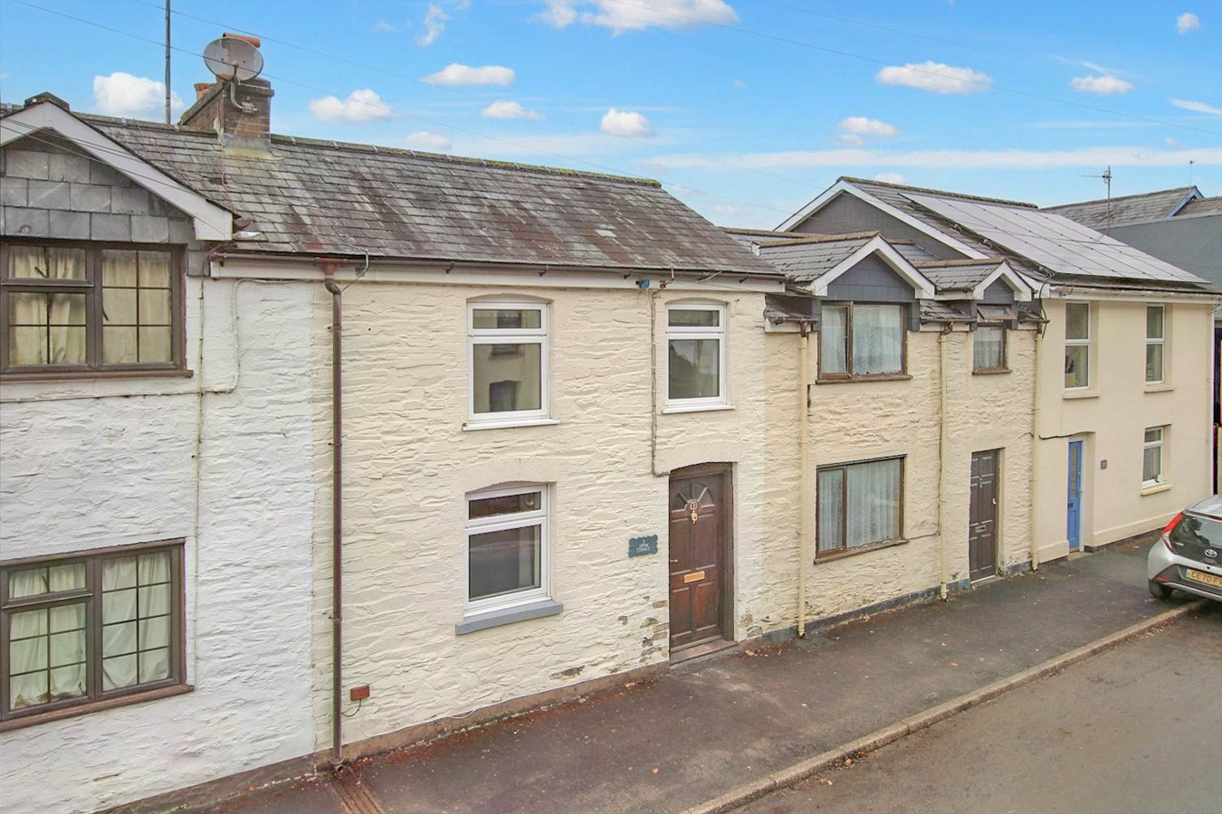3 bedroom Terraced House for sale in Llangammarch Wells