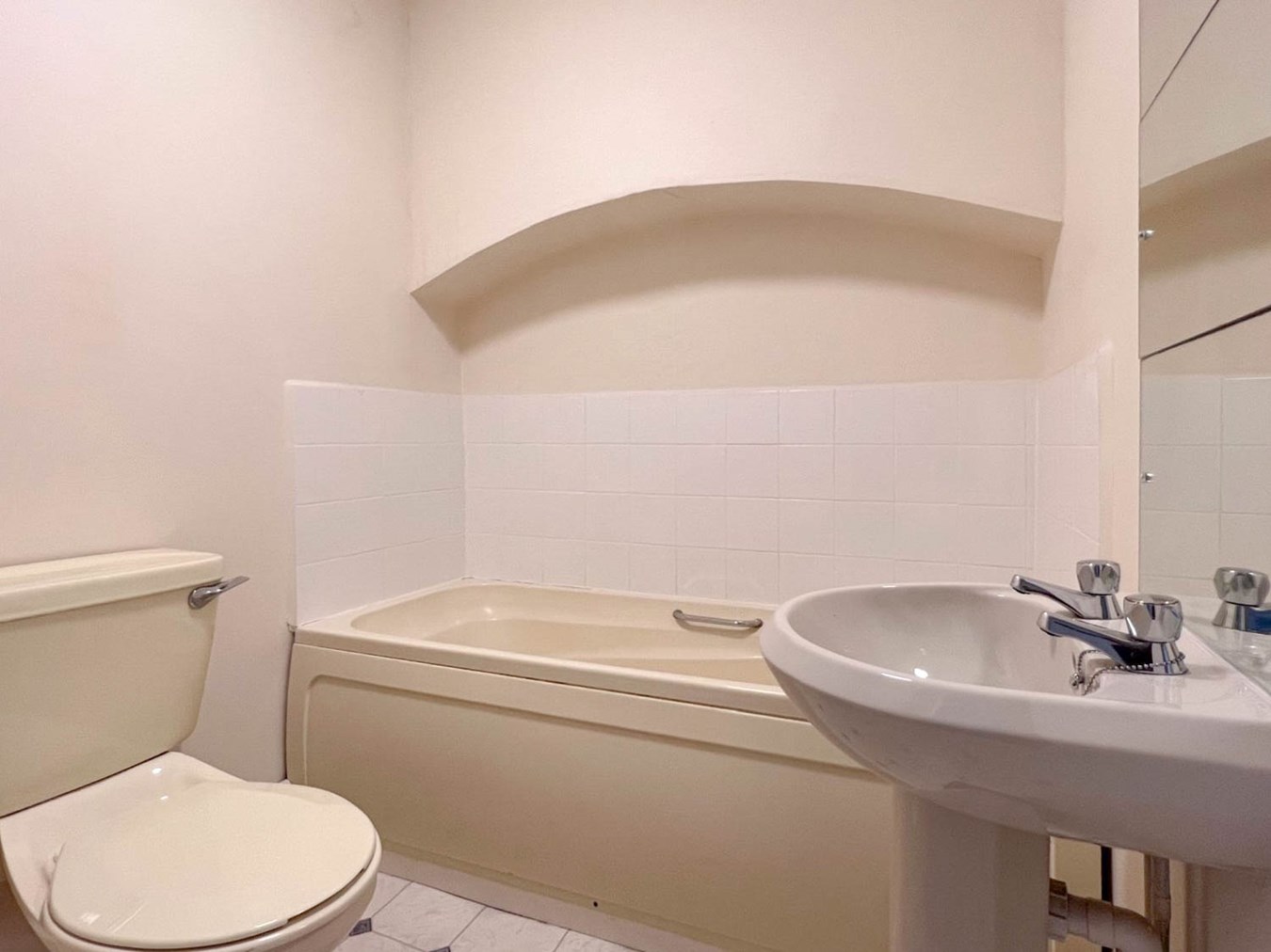 5 bedroom Townhouse for sale in Builth Wells