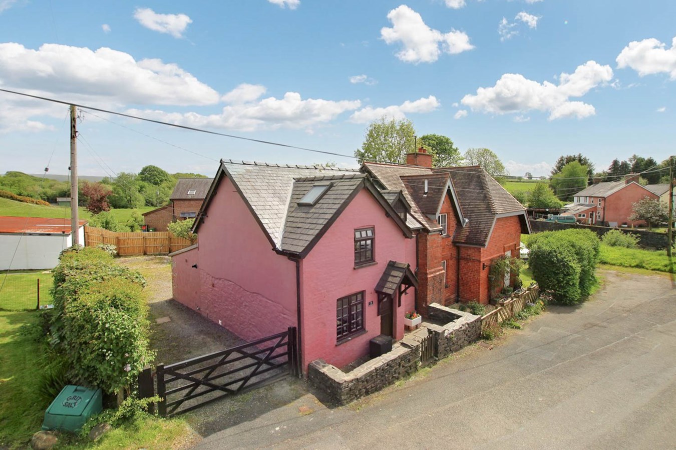 3 bedroom Cottage for sale in Llanwrtyd Wells