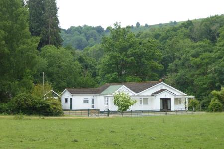 Nyth Lodge