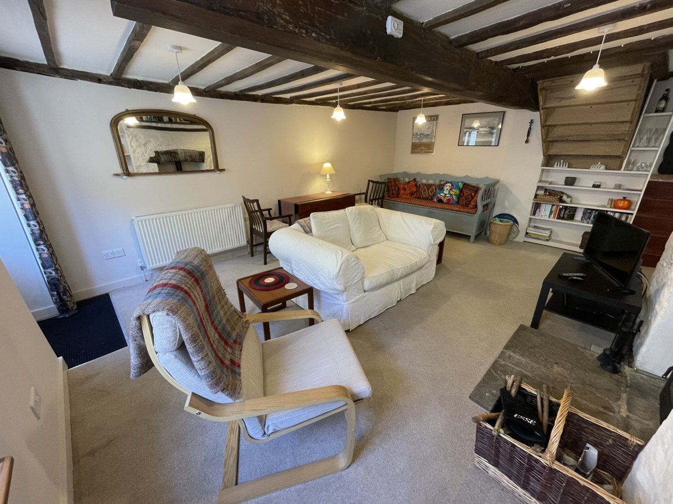 2 bedroom End of Terrace House for sale in Brecon