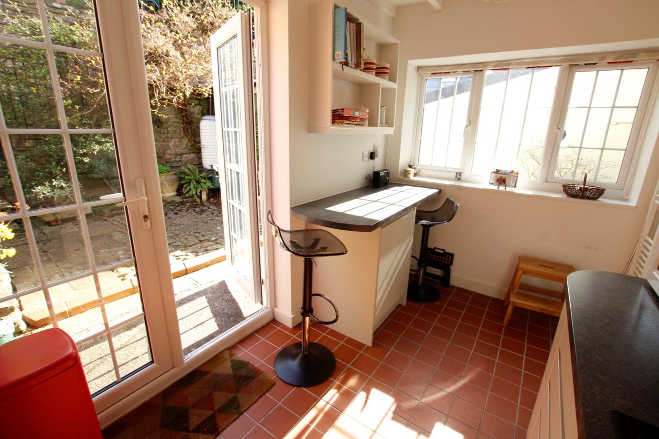 2 bedroom End of Terrace House for sale in Brecon
