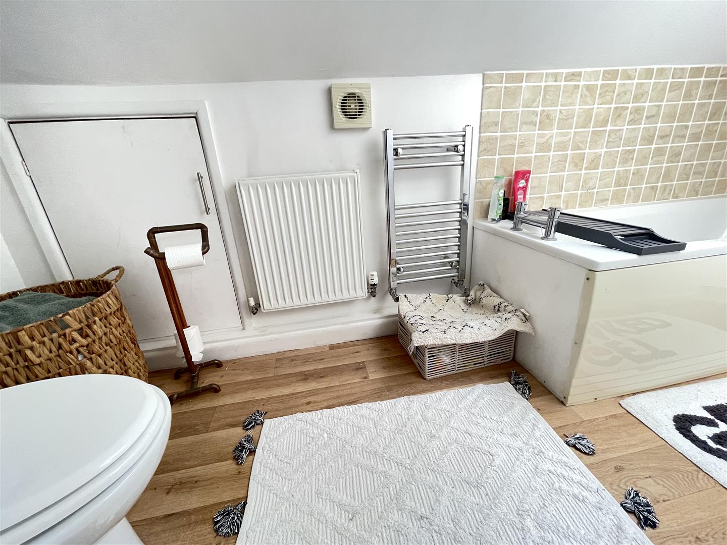 3 bedroom SemiDetached Bungalow for sale in Salisbury