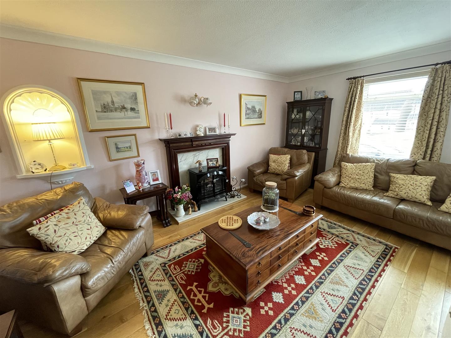 3 bedroom Detached House for sale in Salisbury
