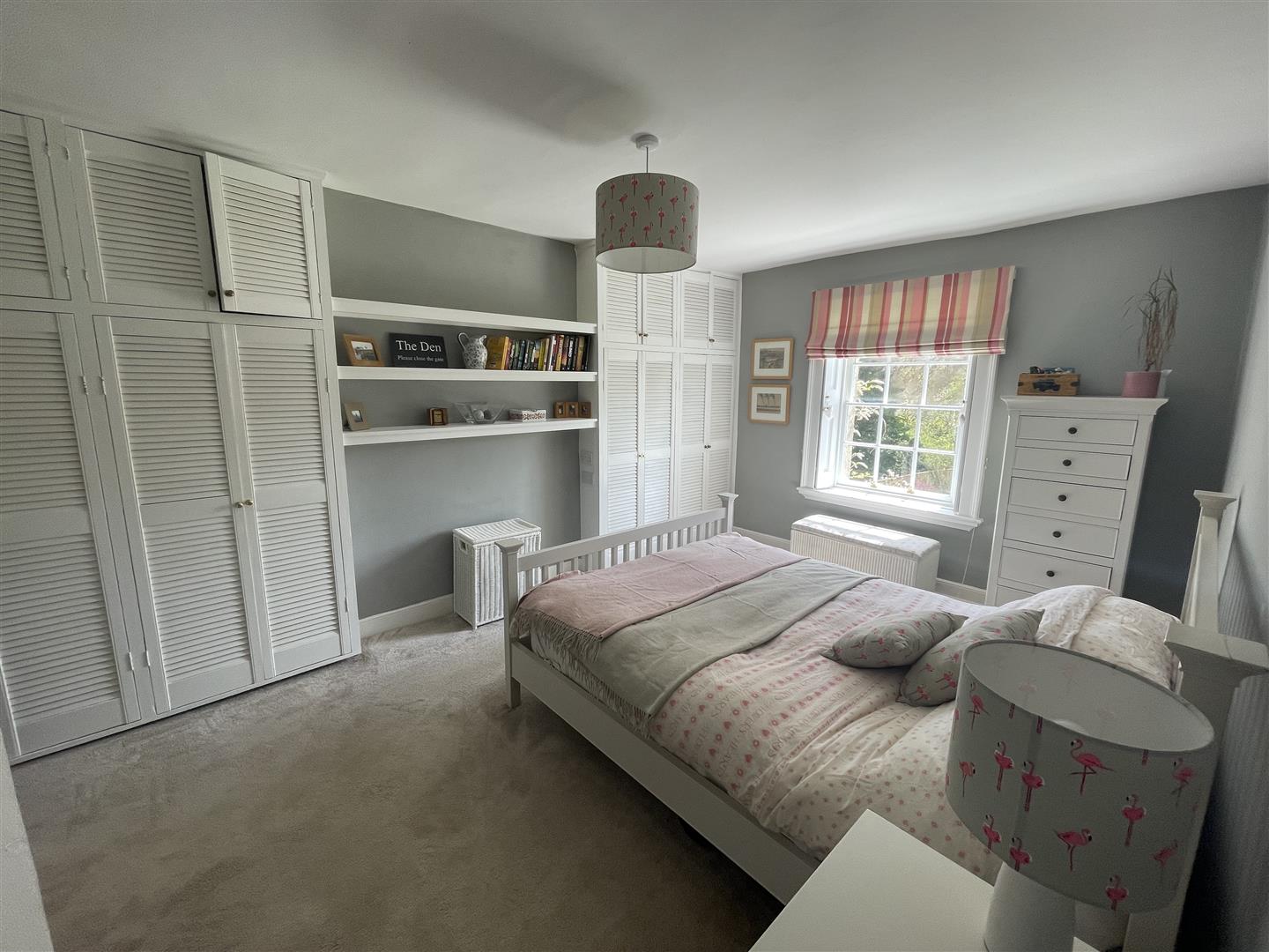 6 bedroom Detached House for rent in Warminster