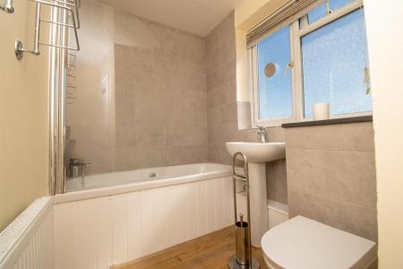 bath flat 10.jpg