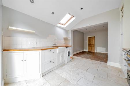 3-681cddd7dc6aa-1288208-ARW-3.jpg