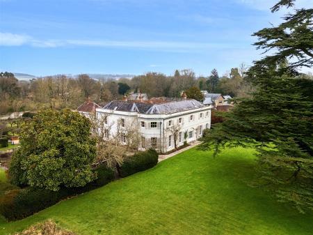 Southern Facing Lawns