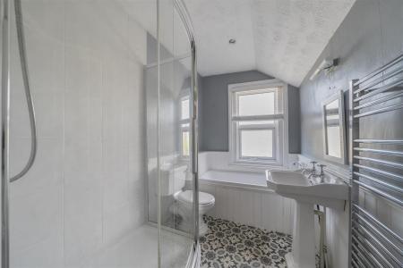 1311211-15-684bed2762264.jpg