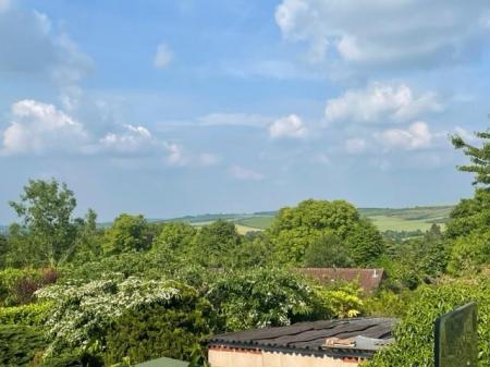 View 2 st Marks Avenue.jpg