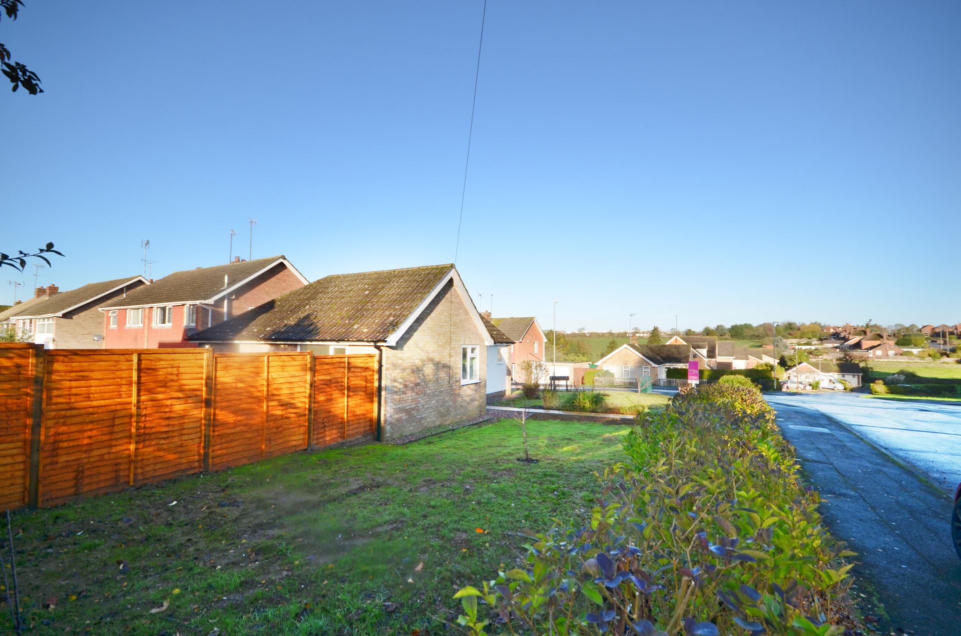 3 bedroom Detached Bungalow for sale in Raunds