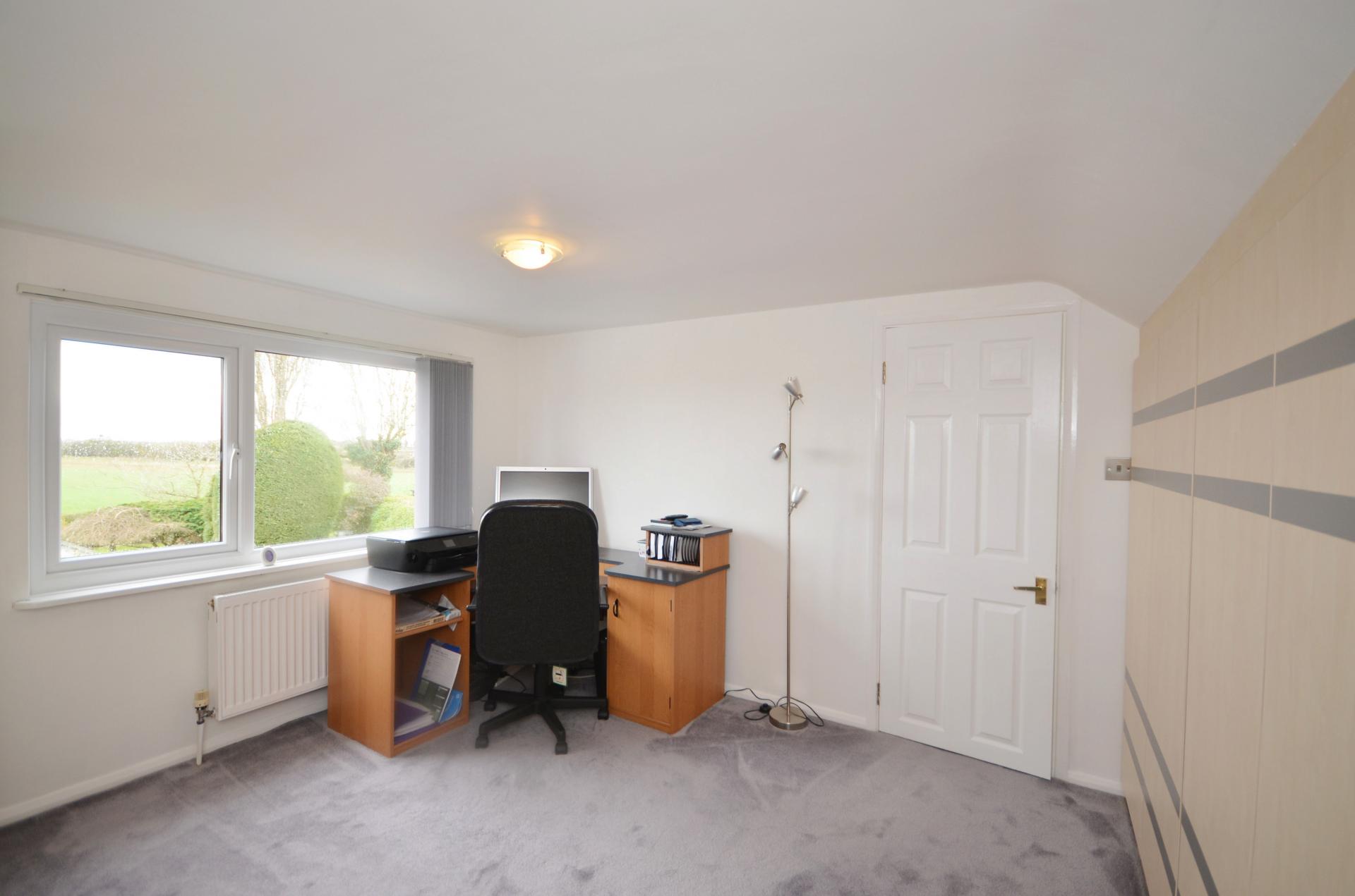 3 bedroom Detached House for sale in Rushden