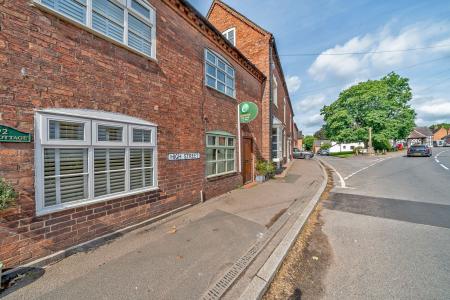 image25