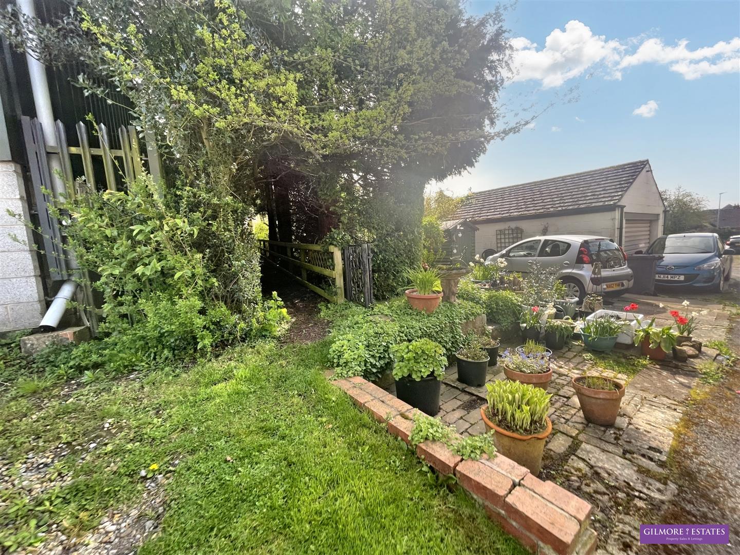 2 bedroom End of Terrace House for sale in Stocksfield