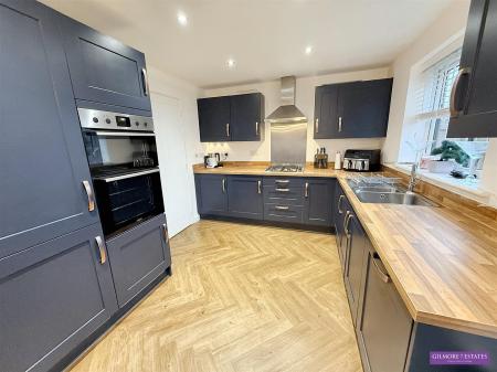 DINING KITCHEN/ FAMILY ROOM