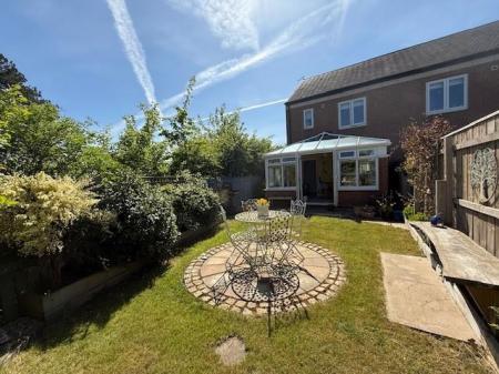 Side & Rear Garden