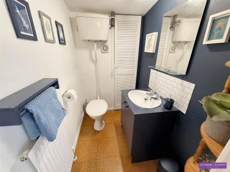 Cloaks WC
