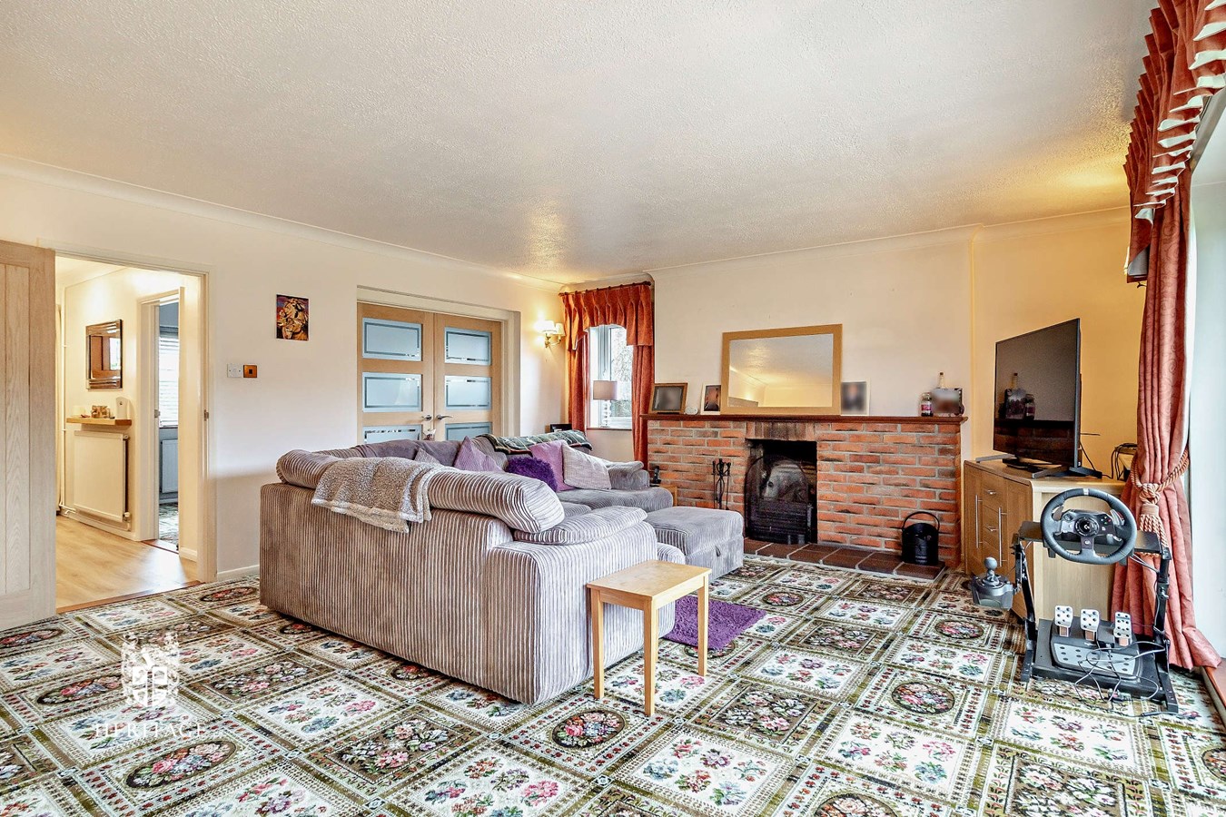 4 bedroom Detached House for sale in Colne Engaine