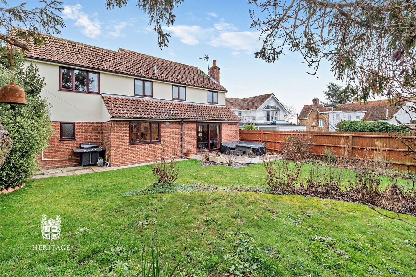 4 bedroom Detached House for sale in Colne Engaine