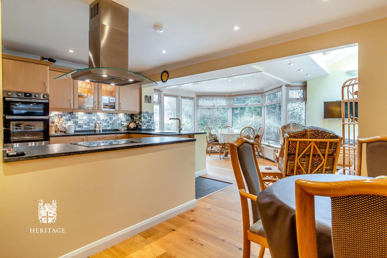 4 bedroom Detached House for sale in Wakes Colne