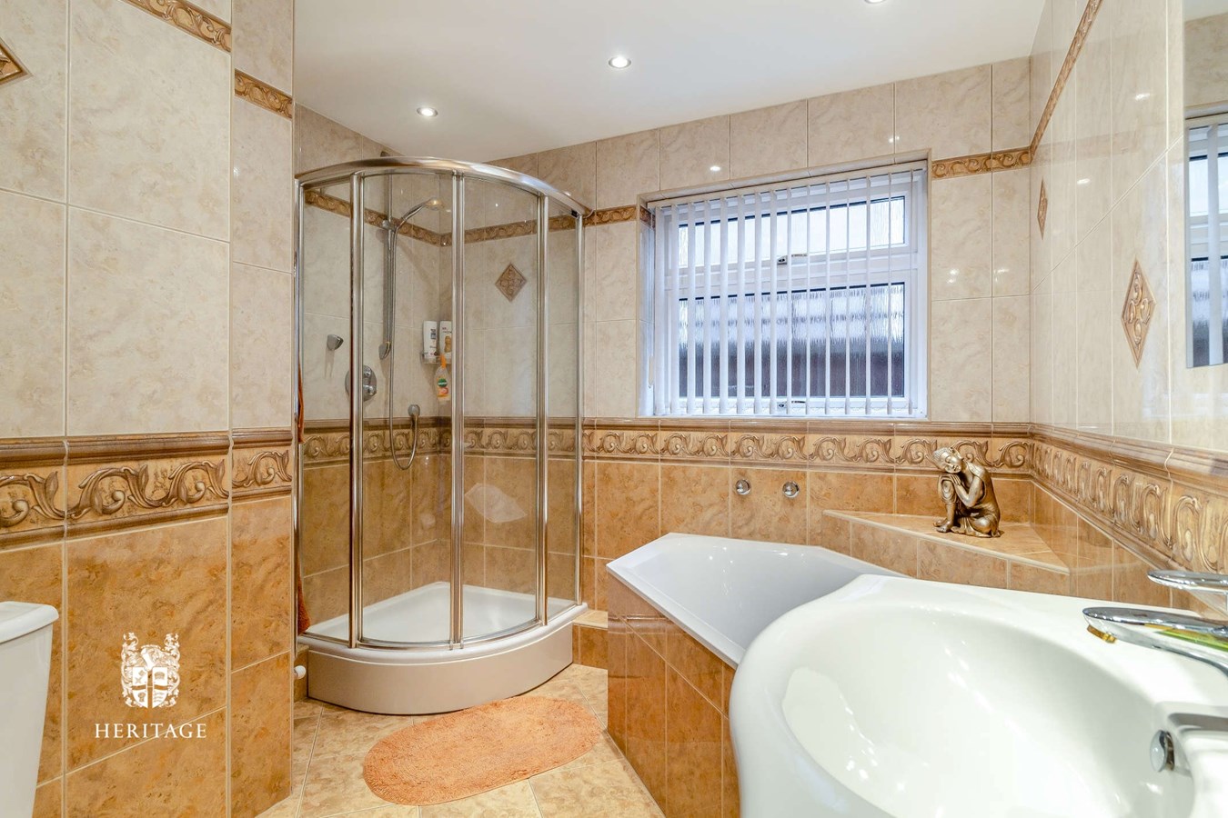 4 bedroom Detached House for sale in Wakes Colne