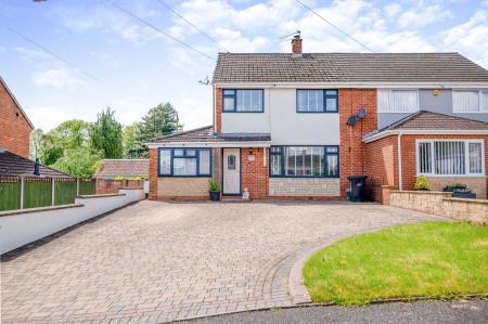 3 bedroom Semi-Detached House for sale in Lydney