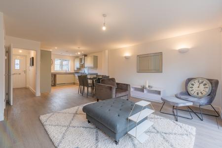 Plot 1, Fleur de List (18)