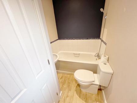 En-Suite 2