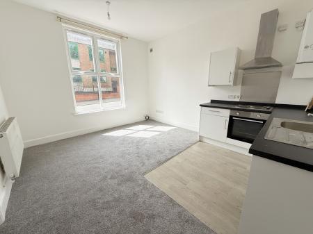 Lounge/Kitchen
