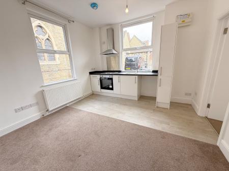 Lounge/Kitchen