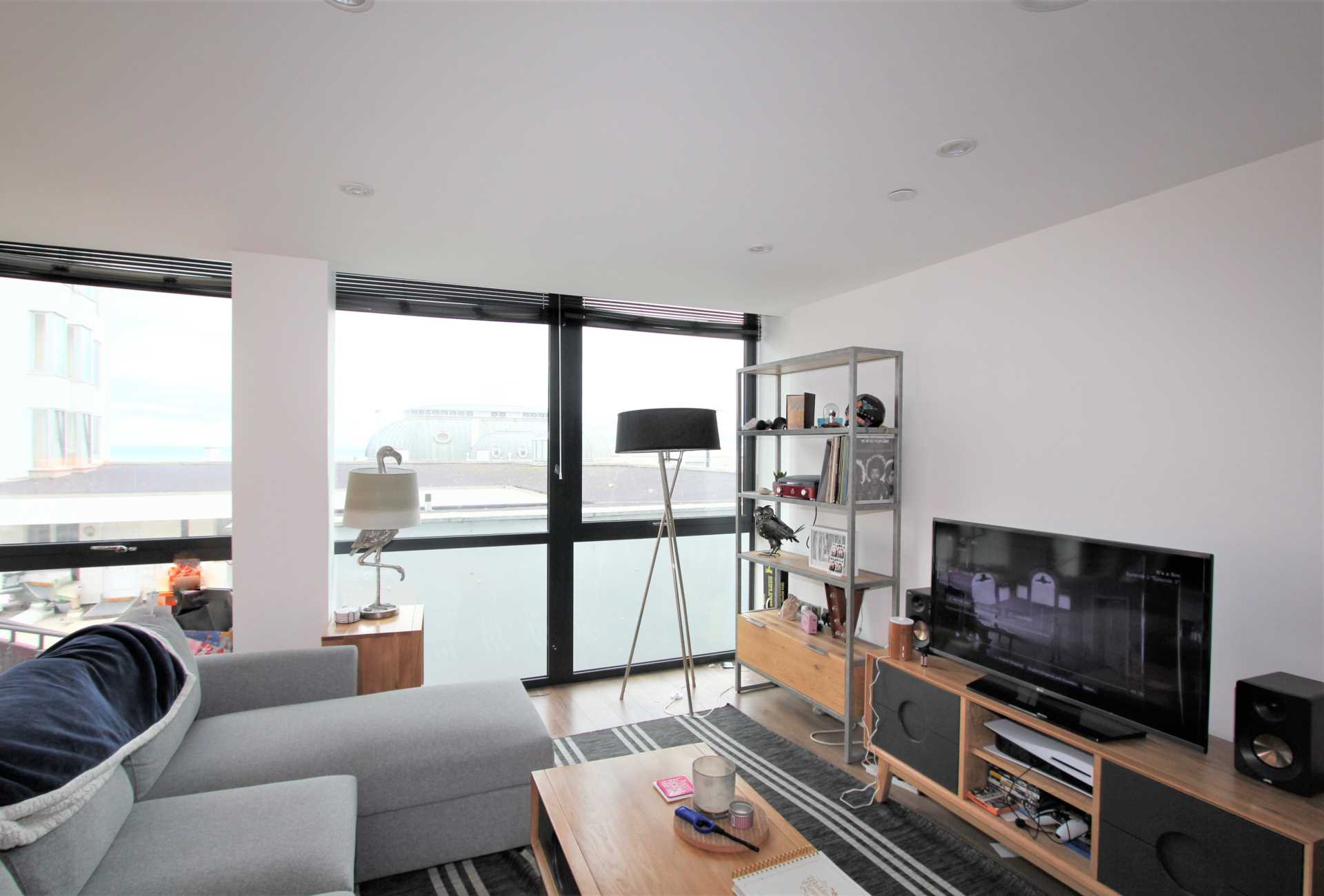 2 bedroom Flat for rent in Worthing