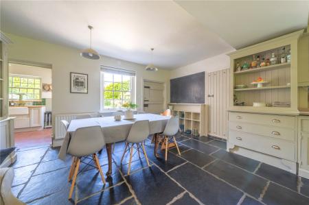 16 Kitchen
