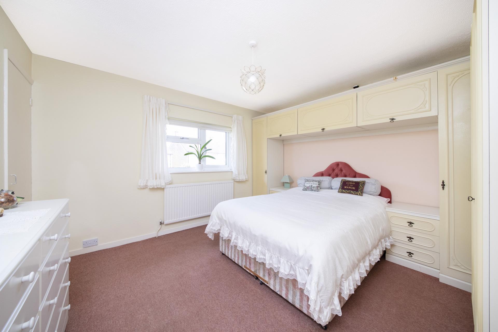3 bedroom Terraced House for sale in Woodstock