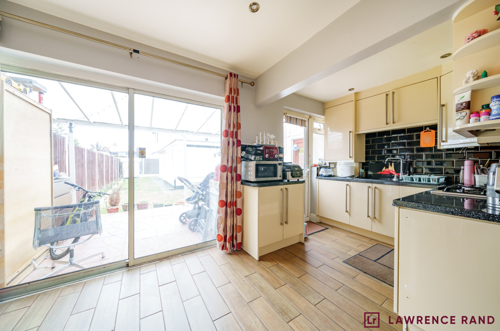 3 bedroom House for sale in Middlesex