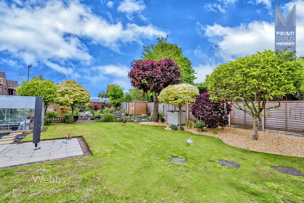 4 bedroom Detached House for sale in Walsall