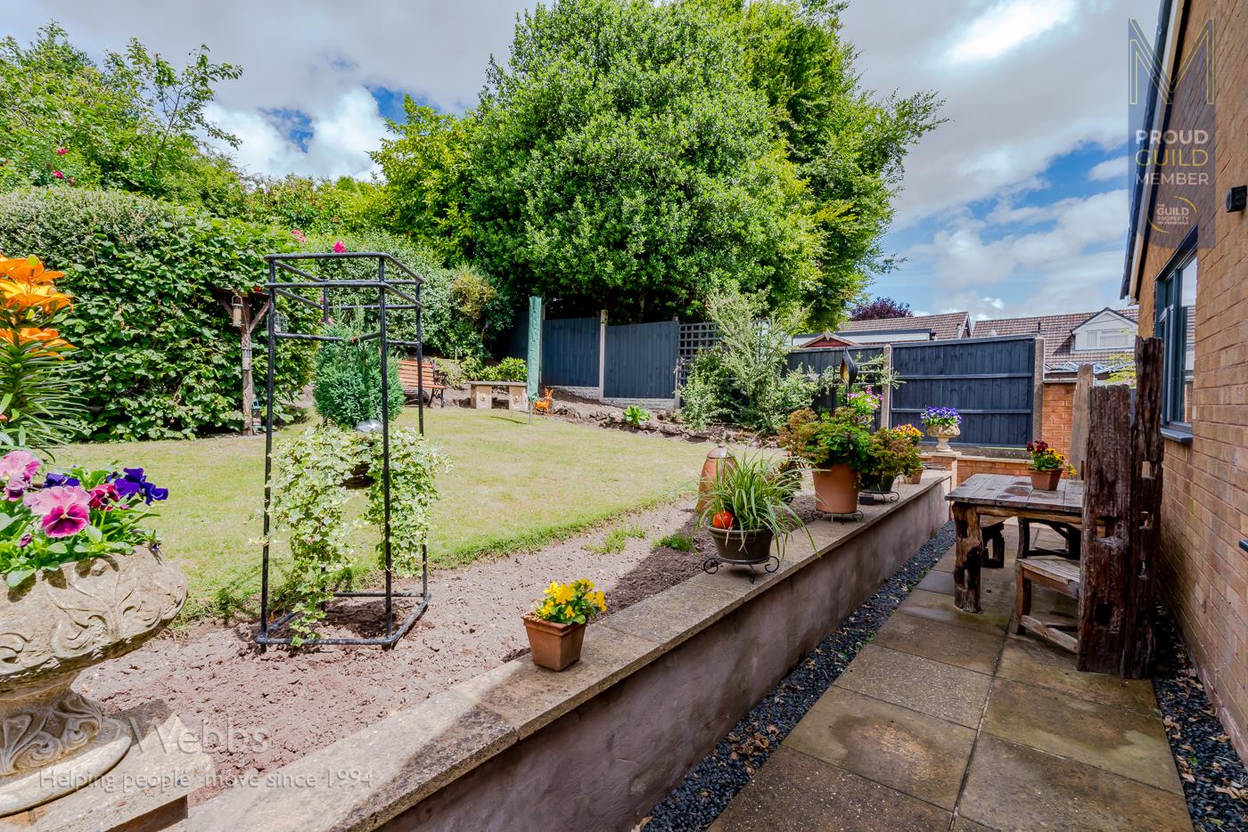 2 bedroom Detached Bungalow for sale in Cannock