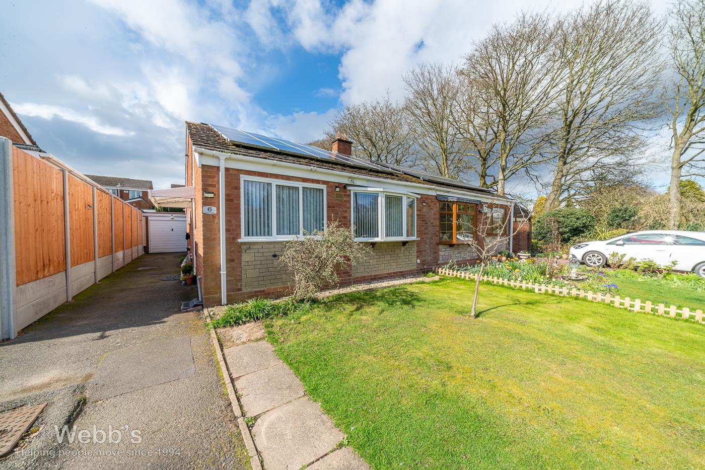 2 bedroom SemiDetached Bungalow for sale in Cannock
