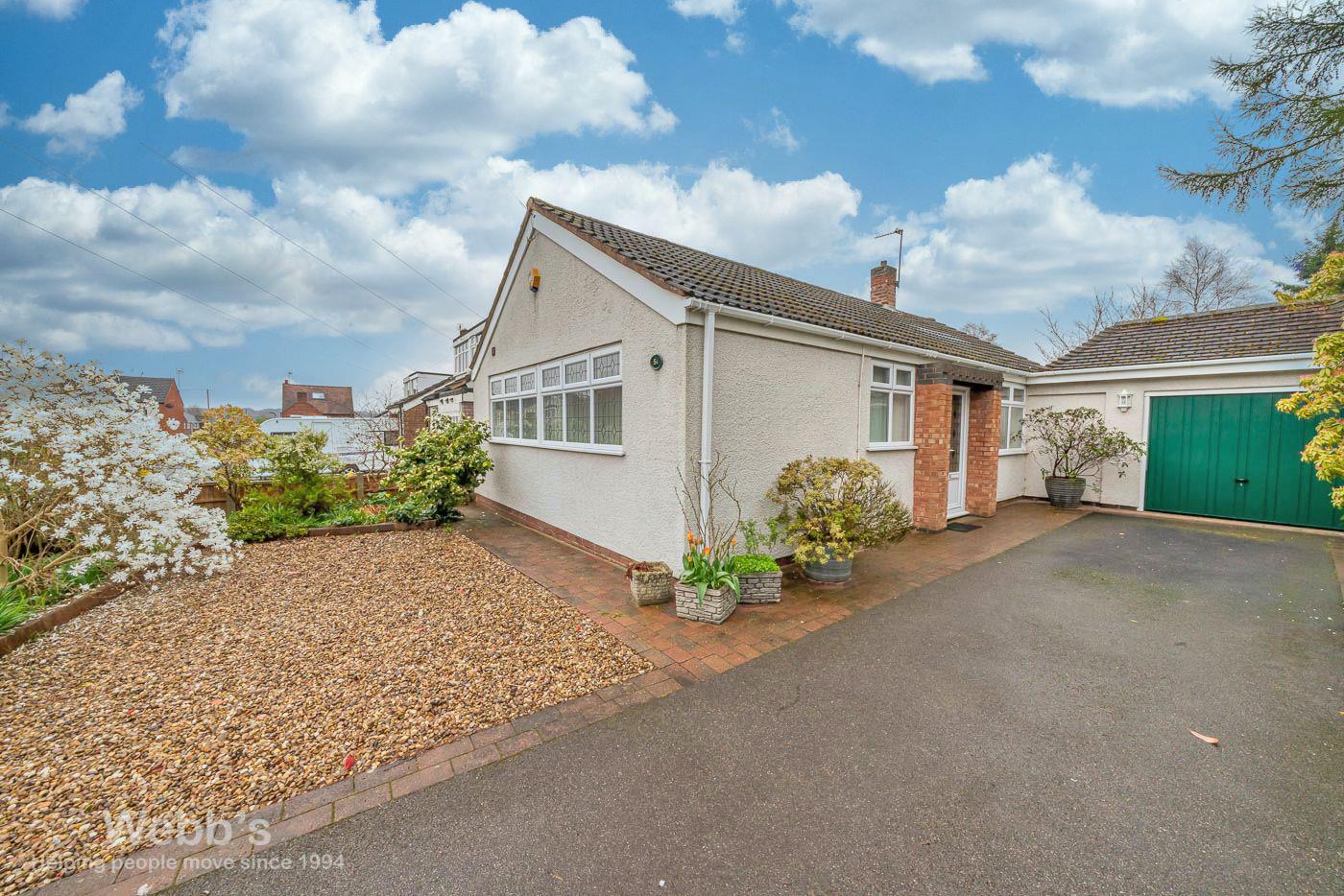 2 bedroom Detached Bungalow for sale in Hednesford, Cannock