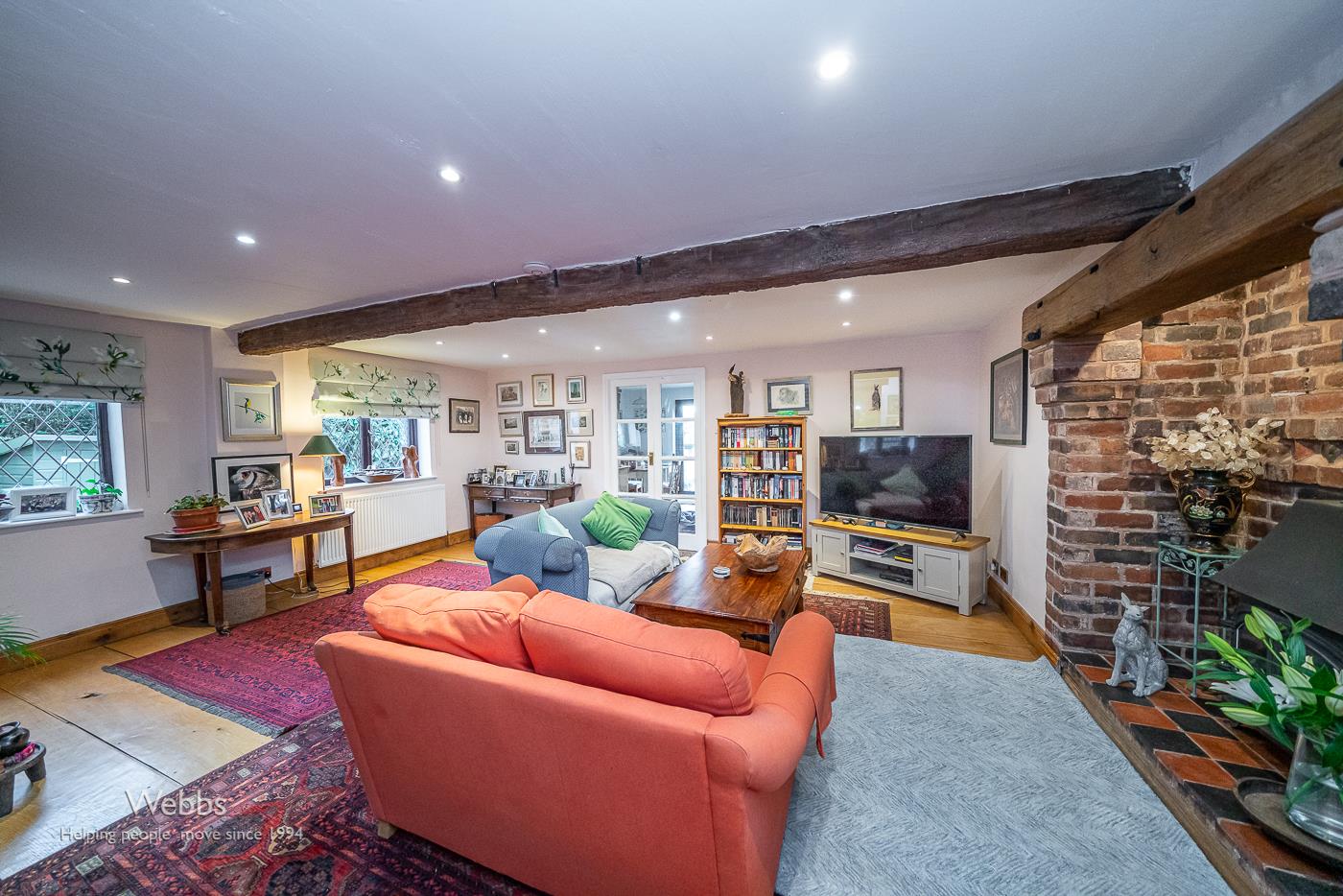 3 bedroom Cottage for sale in Burntwood