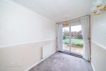 bedroom/sitting room