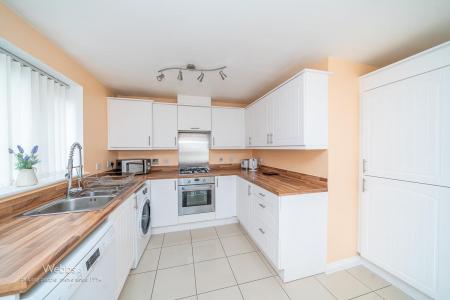 © Webbs Estate Agents © (6 of 71).jpg