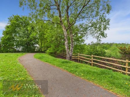 CAM05244G0-PR0054-STILL002.jpg