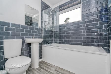 © Webbs Estate Agents ©-02553.JPG