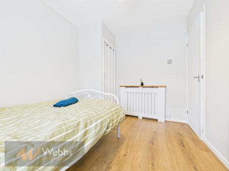 CAM05244G0-PR0093-STILL009.jpg