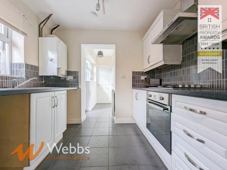 Kitchen 2.jpg