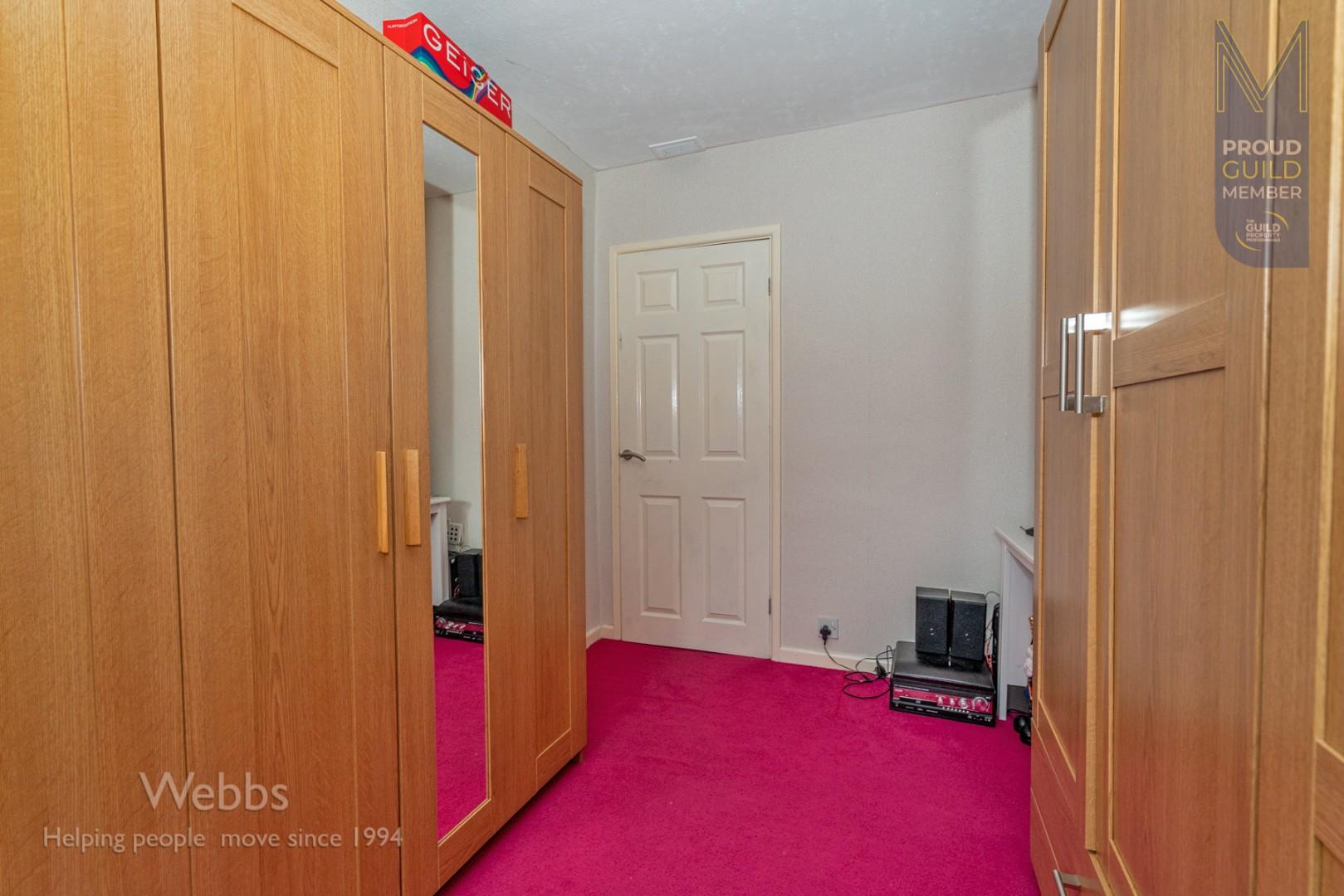 3 bedroom Detached Bungalow for sale in Gornal Wood, Dudley