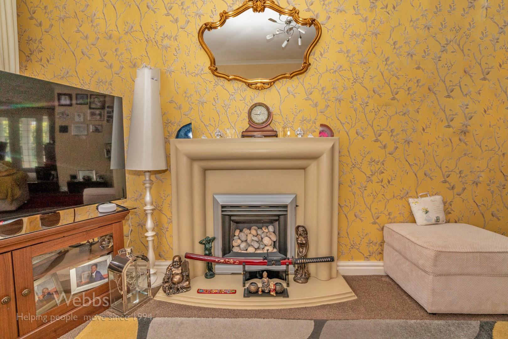 3 bedroom Detached Bungalow for sale in Gornal Wood, Dudley