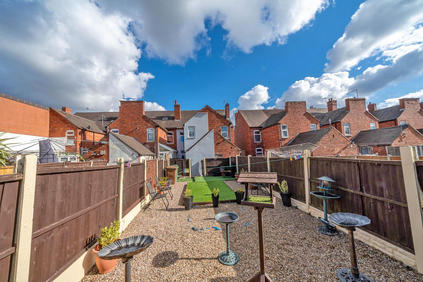 3 bedroom Terraced House for sale in Leamore / Bloxwich, Walsall